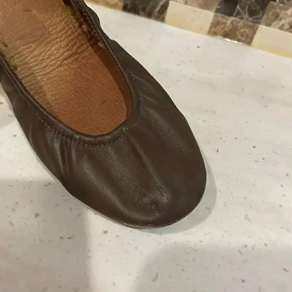 Tieks LEFT SHOE ONLY